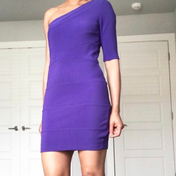 Dorothy Perkins Bandage Dress - Picture 2 of 6